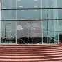 Входные стеклянные двери: современное решение